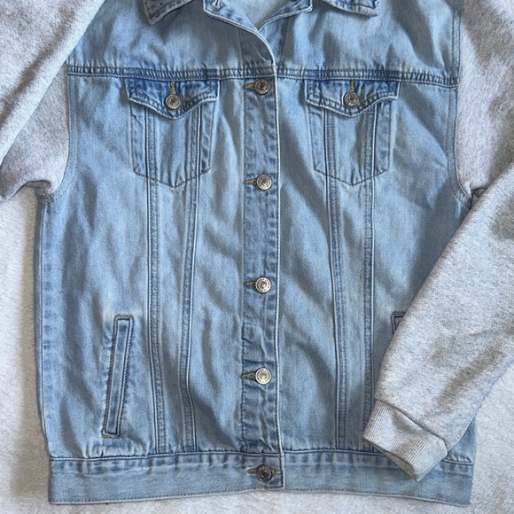 FOREVER21 DENIM JACKET - Picture 4 of 5